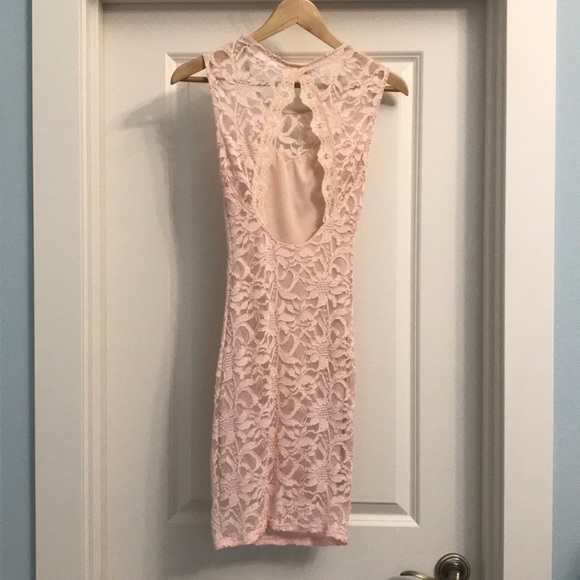 NWOT Tobi Lace Dress - Picture 2 of 5
